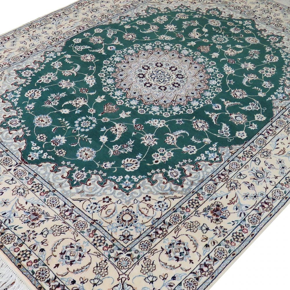 Perserteppich Nain 6La 650K 155 x 205 cm Seide & Wolle handgeknüpft