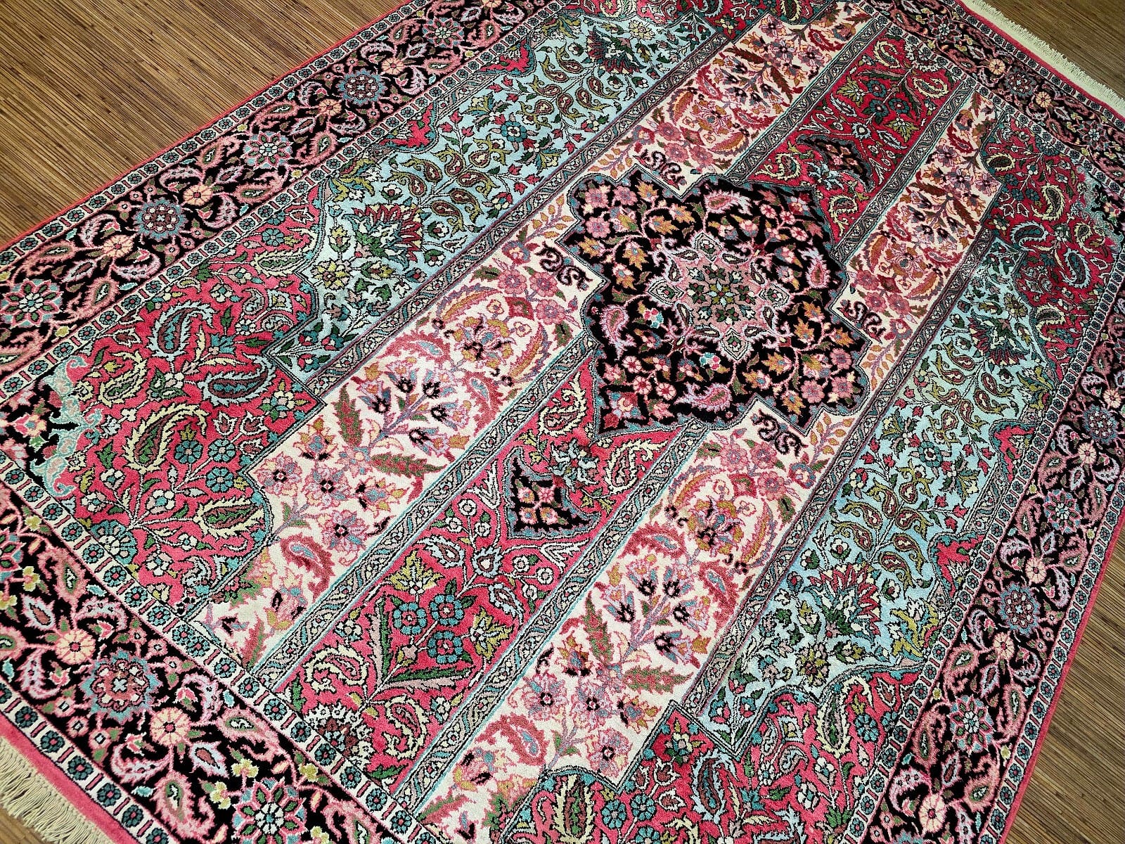 Orientteppich Ghom 272 x 192 cm Kunstseide handgeknüpft neu