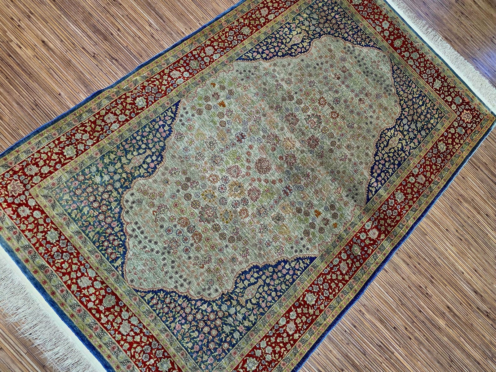 Orientteppich Hereke 167 x 105 cm 100% Seide handgeknüpft