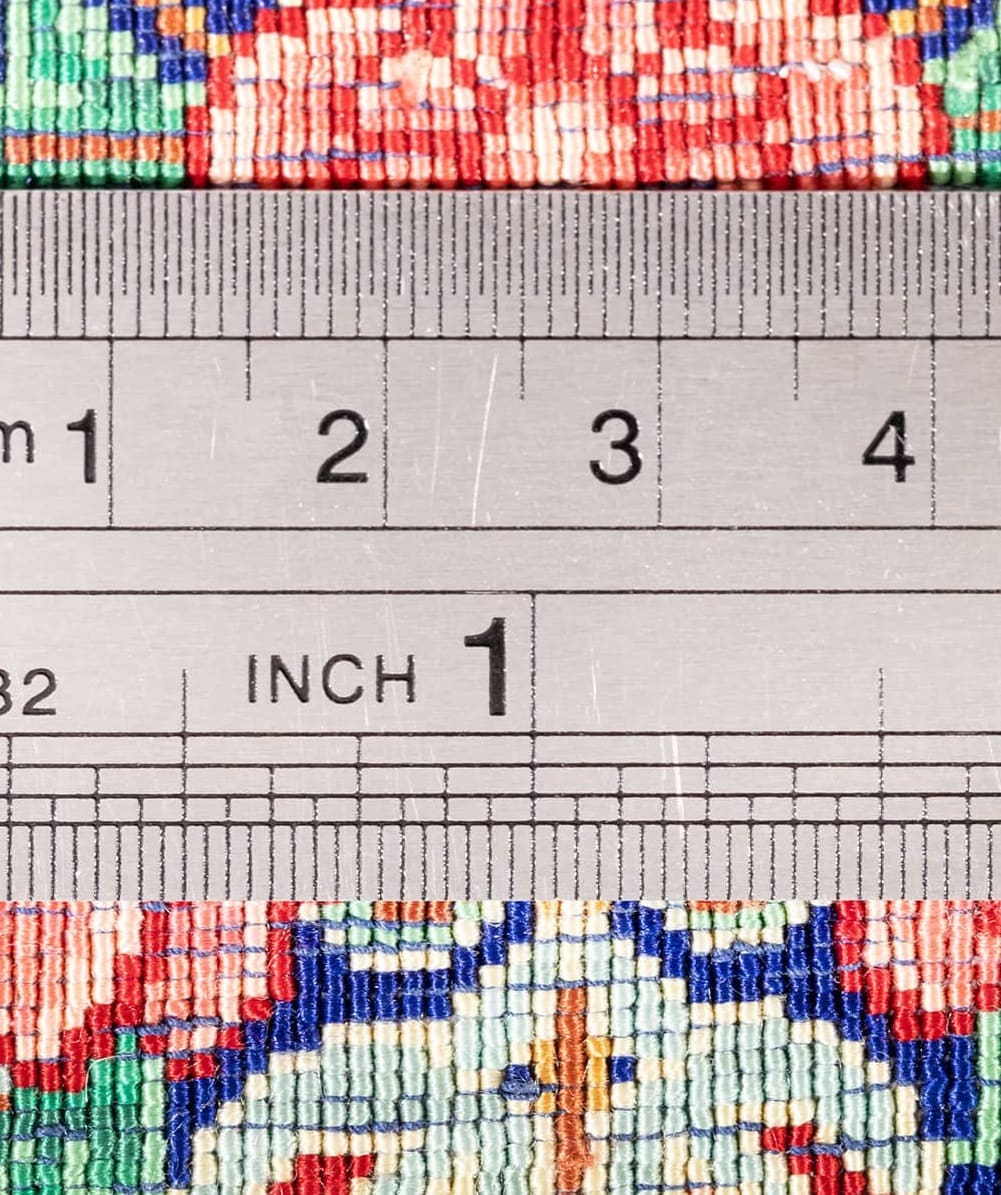 Perserteppich Qom 205 x 136 cm Seide handgeknüpft 80Raj 1.2 Mio/Qm Rosenmuster "Hiat Bakhsh" signiert H1
