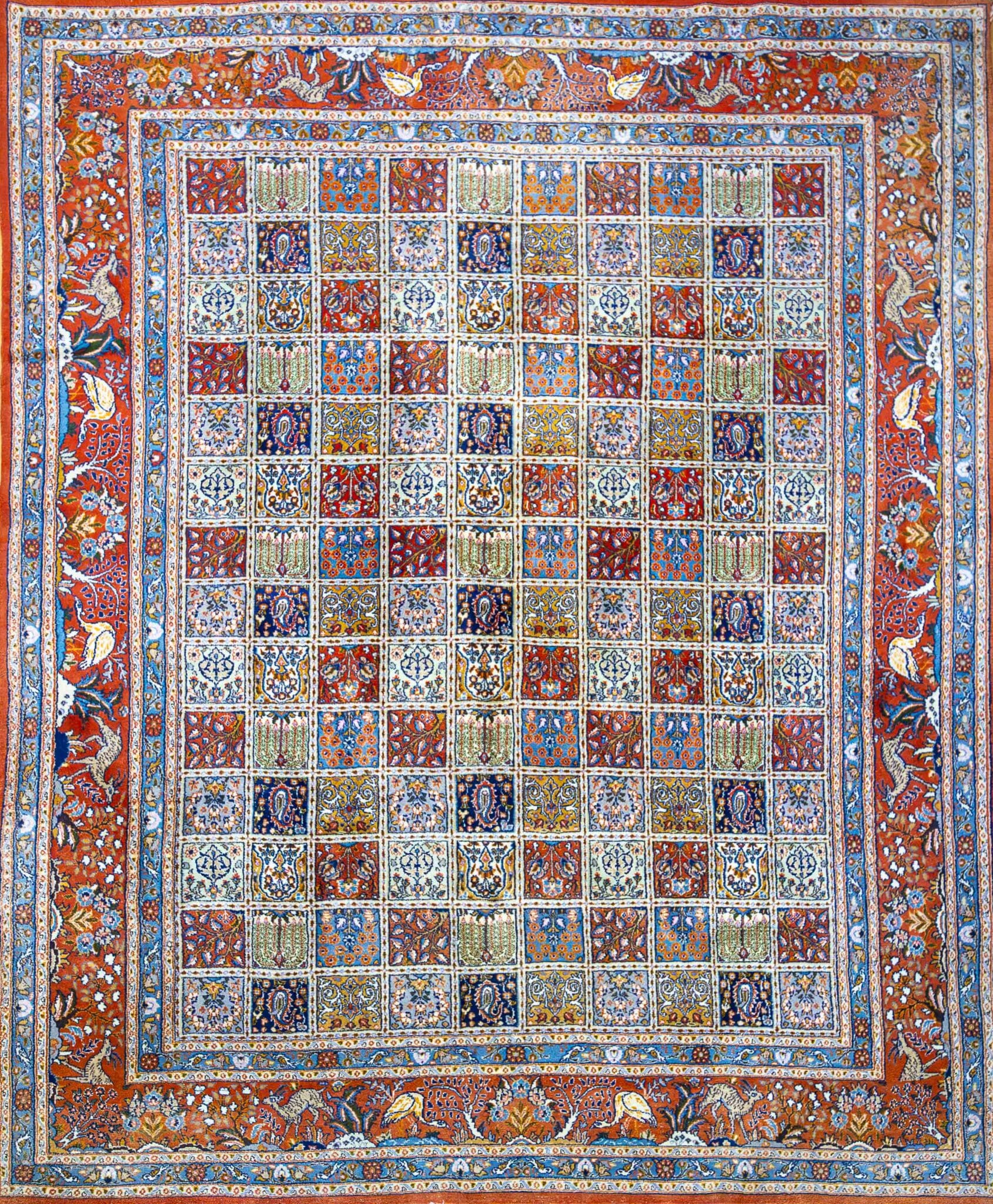 Perserteppiche & Orientteppiche Standorte: Wien | Hamburg | Dubai | New York | Los Angeles | Teheran Herkunft unserer Teppiche: Täbriz | Isfahan | Ghom | Kashan | Nain | Kerman | Hamadan | Sarough (Farahan) | Qashqai | Mashhad Seit 1876 5. Generation der Familie FARAHANI Kostenloser Versand in Europa Schnelle Lieferung in die USA (Visit our US Store!) Weltweite Lieferung auf Anfrage 14 Tage Rückgaberecht Original, Handarbeit, Nachhaltig Zertifikate auf Wunsch