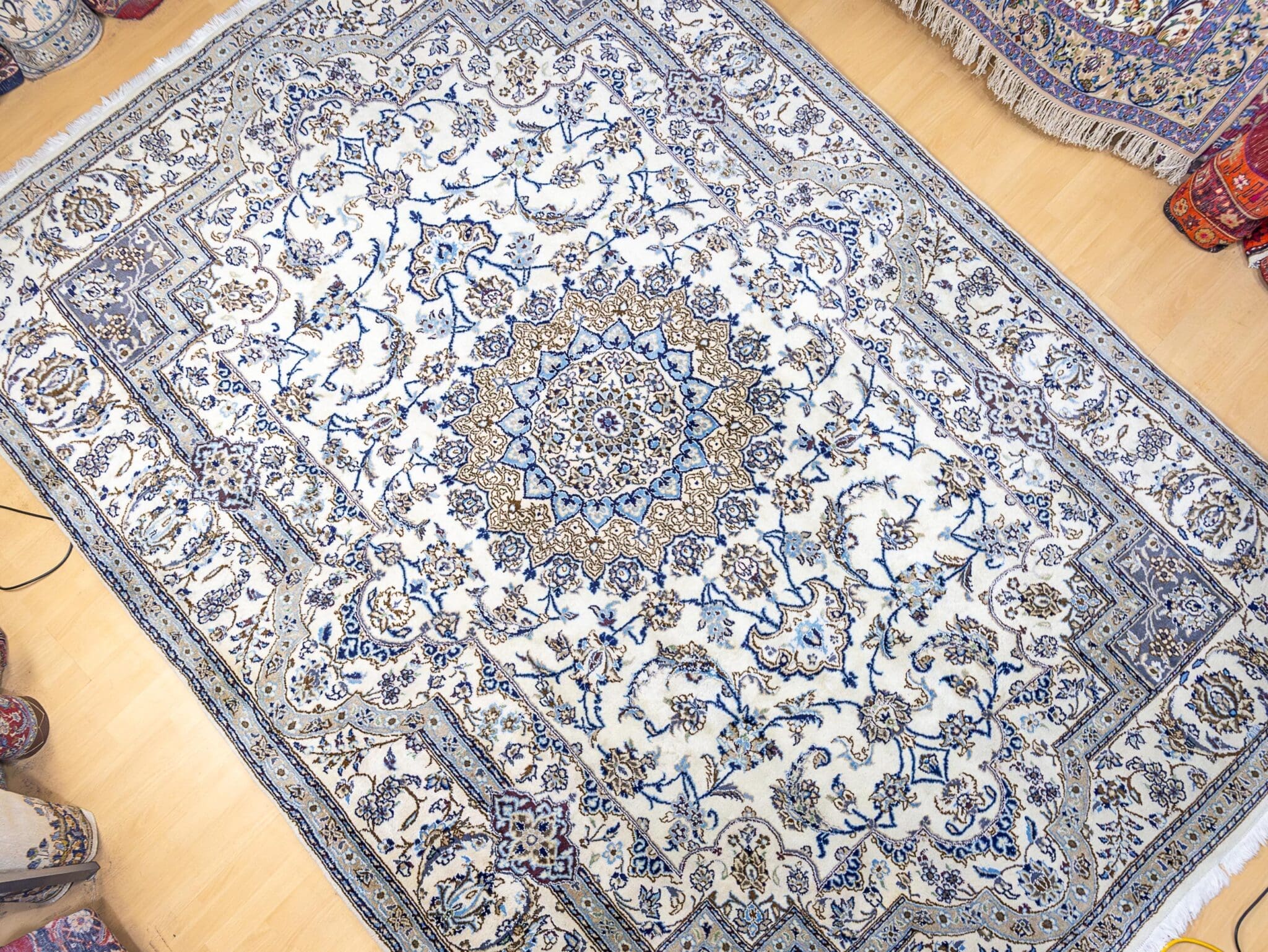 355x255cm Nain Kashmari 12La mit Seide Handgeknüpfter Perserteppich W1(#501)