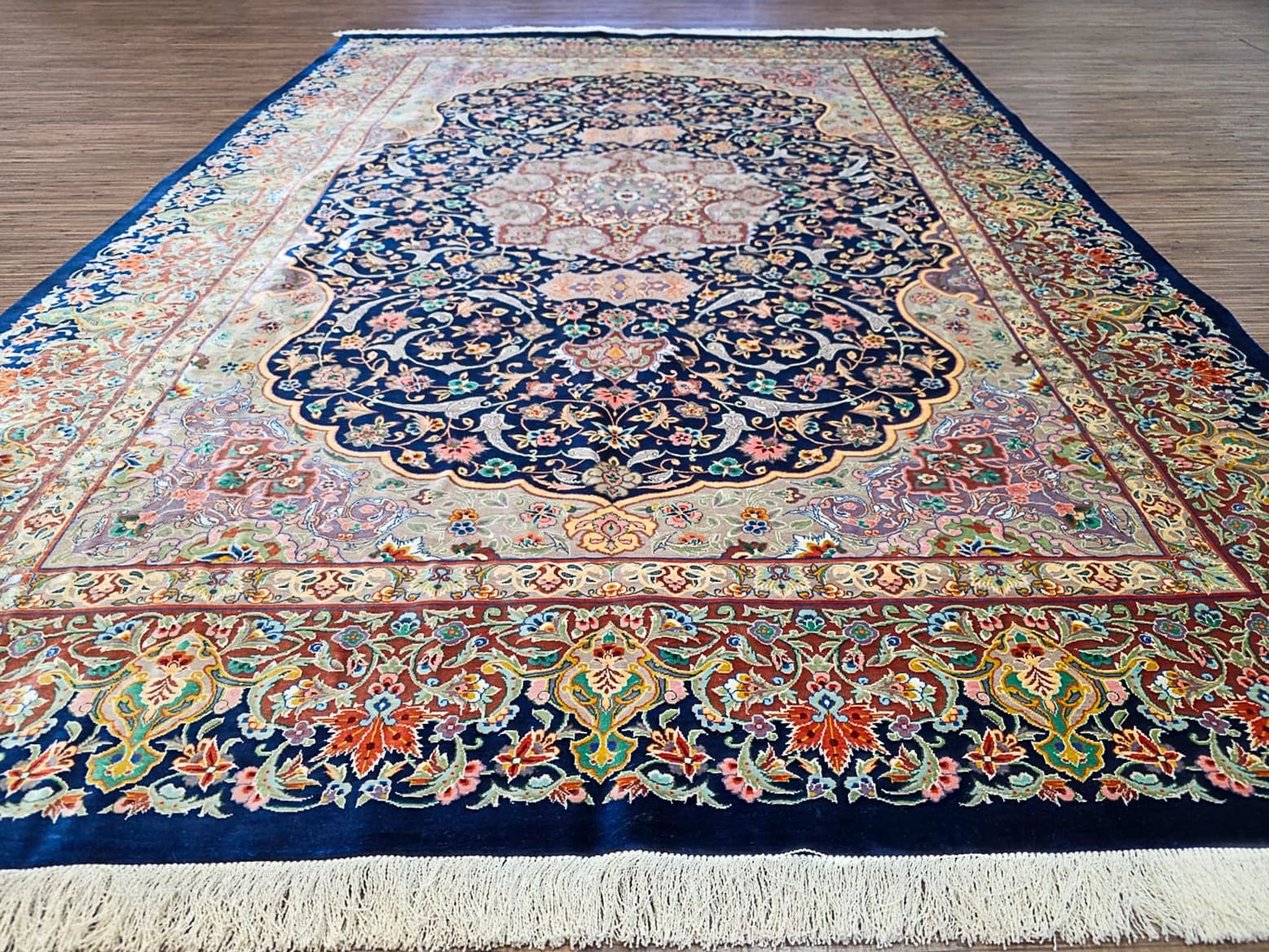 Exklusiver Handgeknüpfter Isfahan Perserteppich 200 x 140 cm Seide auf Seide Unikat Zeitlose Meisterknüpfung 1 Mio. Knoten/Qm H1