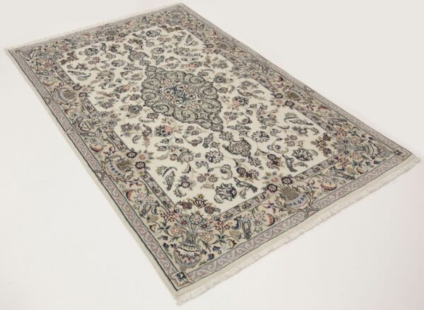 Perserteppich Isfahan 110 x 163 cm Schurwolle & Seide handgeknüpft