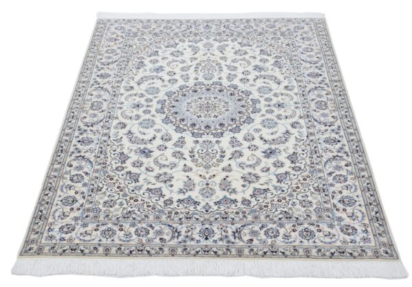 Perserteppich Nain 160 x 240 cm Schurwolle und Seide Handgeknüpft