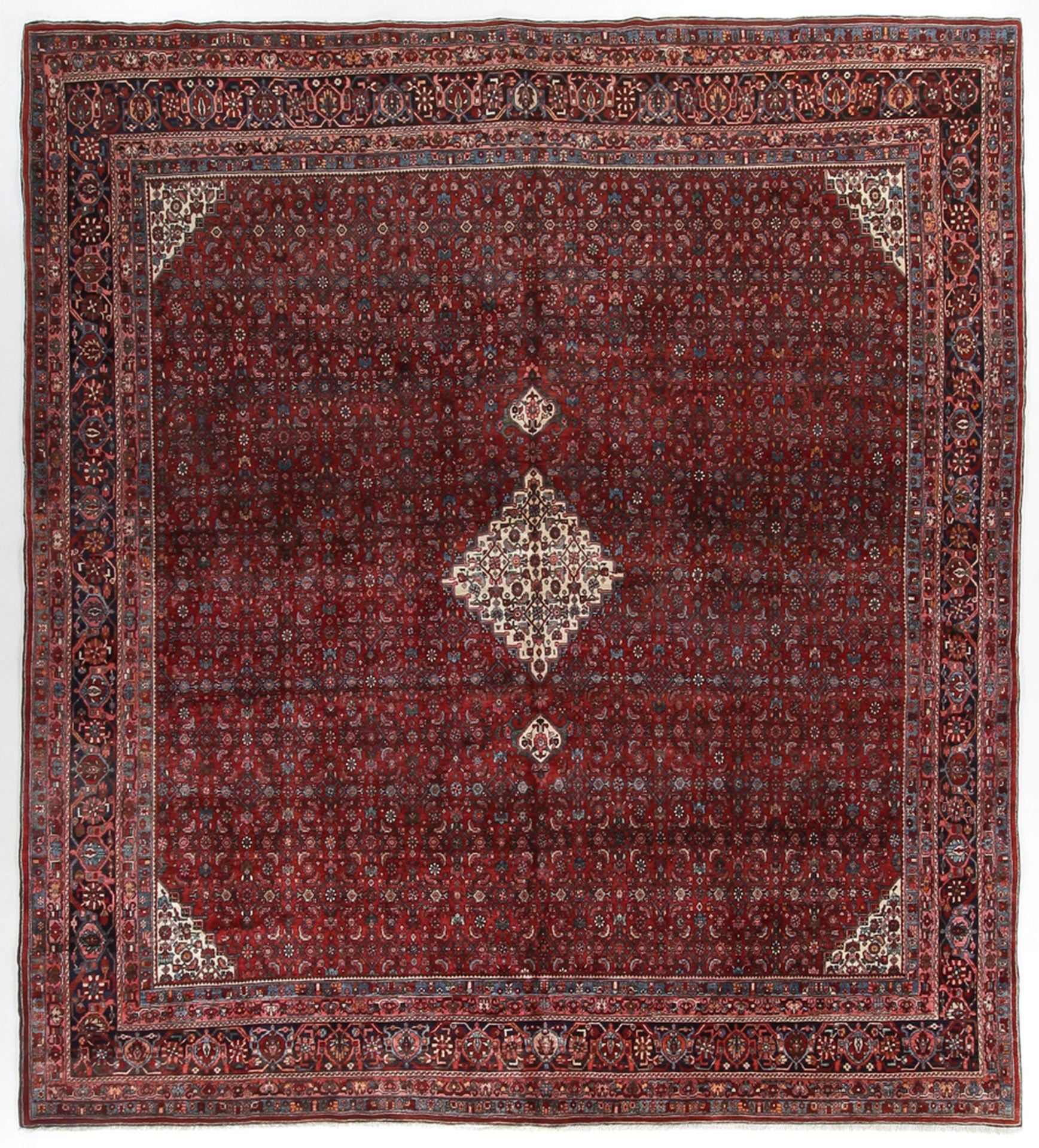 Perserteppich Bidjar 336 x 363 cm Schurwolle handgeknüpft robust