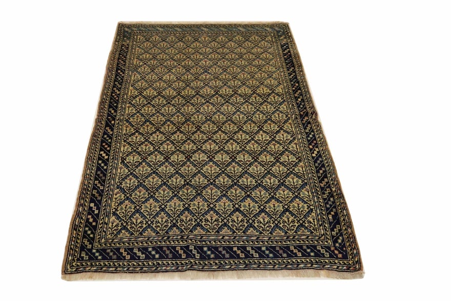 Orientteppich Russland 240 x 138 cm Wolle handgeknüpft Antik