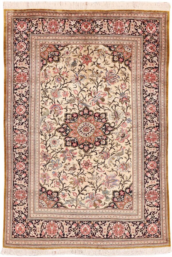Perserteppich Ghom 135 x 195 cm Seide handgeknüpft antik
