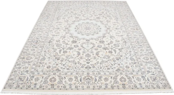 Perserteppich Nain 255 x 350 cm Schurwolle und Seide handgeknüpft