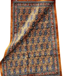 Qom Persian Rug 117 × 80 cm, silk, hand-knotted — view 2