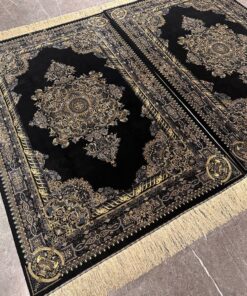 Qom Persian Rug 208 × 142 cm, silk, hand-knotted — view 2