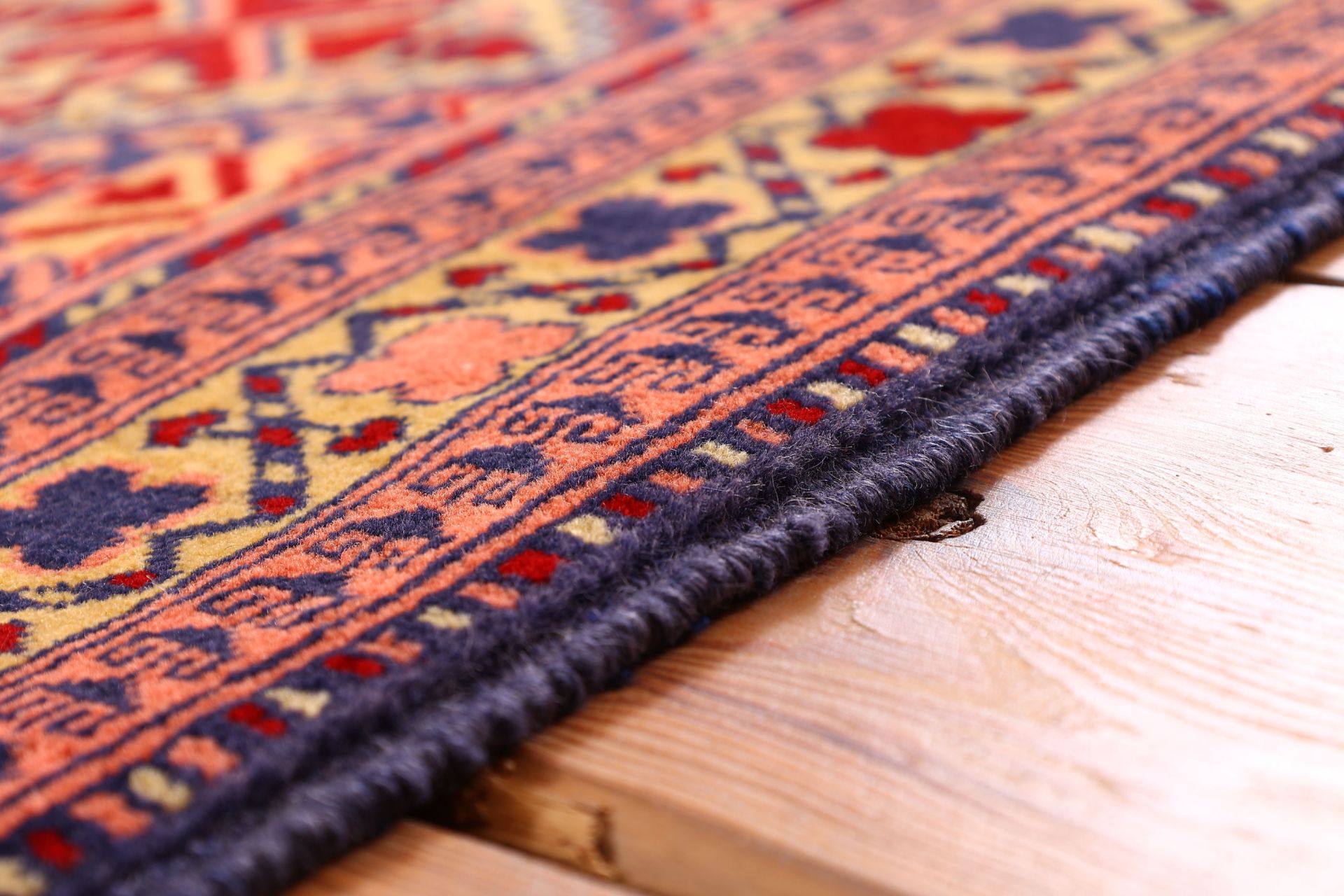 Oriental Rug 177 × 118 cm, silk, hand-knotted — view 6