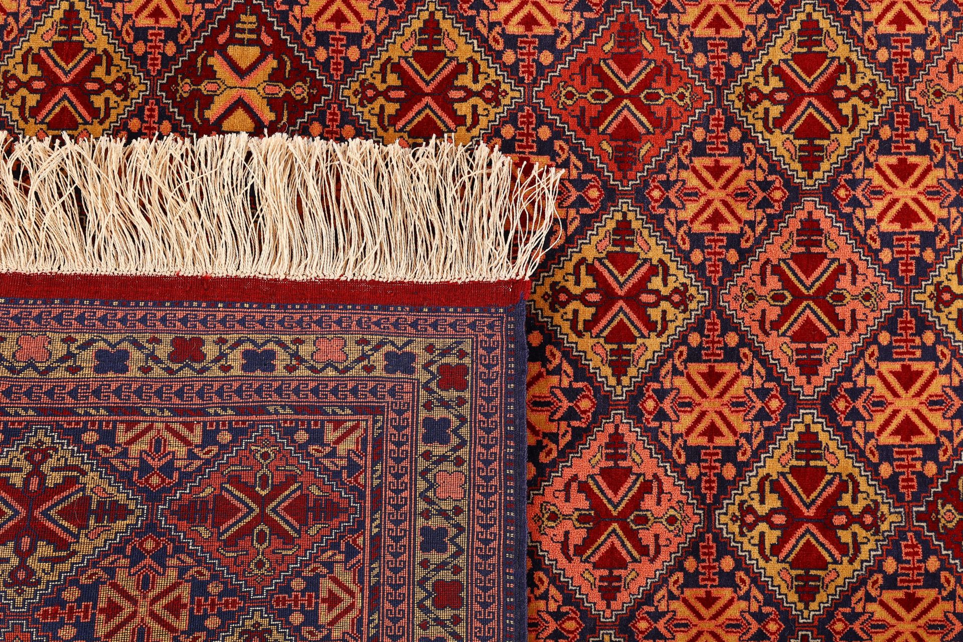 Oriental Rug 177 × 118 cm, silk, hand-knotted — view 7