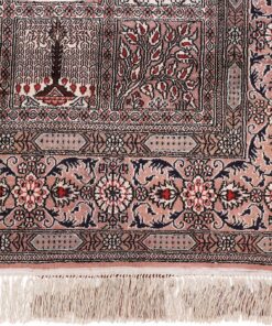 Qom Oriental Rug 186 × 127 cm, silk, hand-knotted — view 5