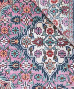 Qom Oriental Rug 276 × 184 cm, silk, hand-knotted — view 4
