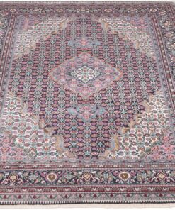 Qom Oriental Rug 276 × 184 cm, silk, hand-knotted — view 2
