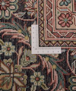 Qom Oriental Rug 302 × 202 cm, silk, hand-knotted — view 3
