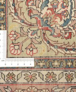Qom Oriental Rug 370 × 275 cm, silk, hand-knotted — view 3