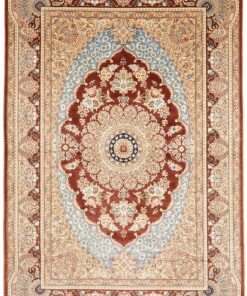 Qom Oriental Rug 136 × 92 cm, silk, hand-knotted