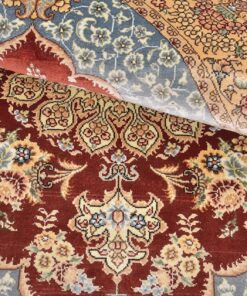 Qom Oriental Rug 136 × 92 cm, silk, hand-knotted — view 4