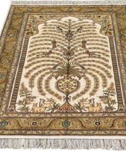 Hereke Oriental Rug 184 × 122 cm, silk, hand-knotted — view 2