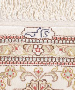 Hereke Oriental Rug 189 × 126 cm, silk, hand-knotted — view 6