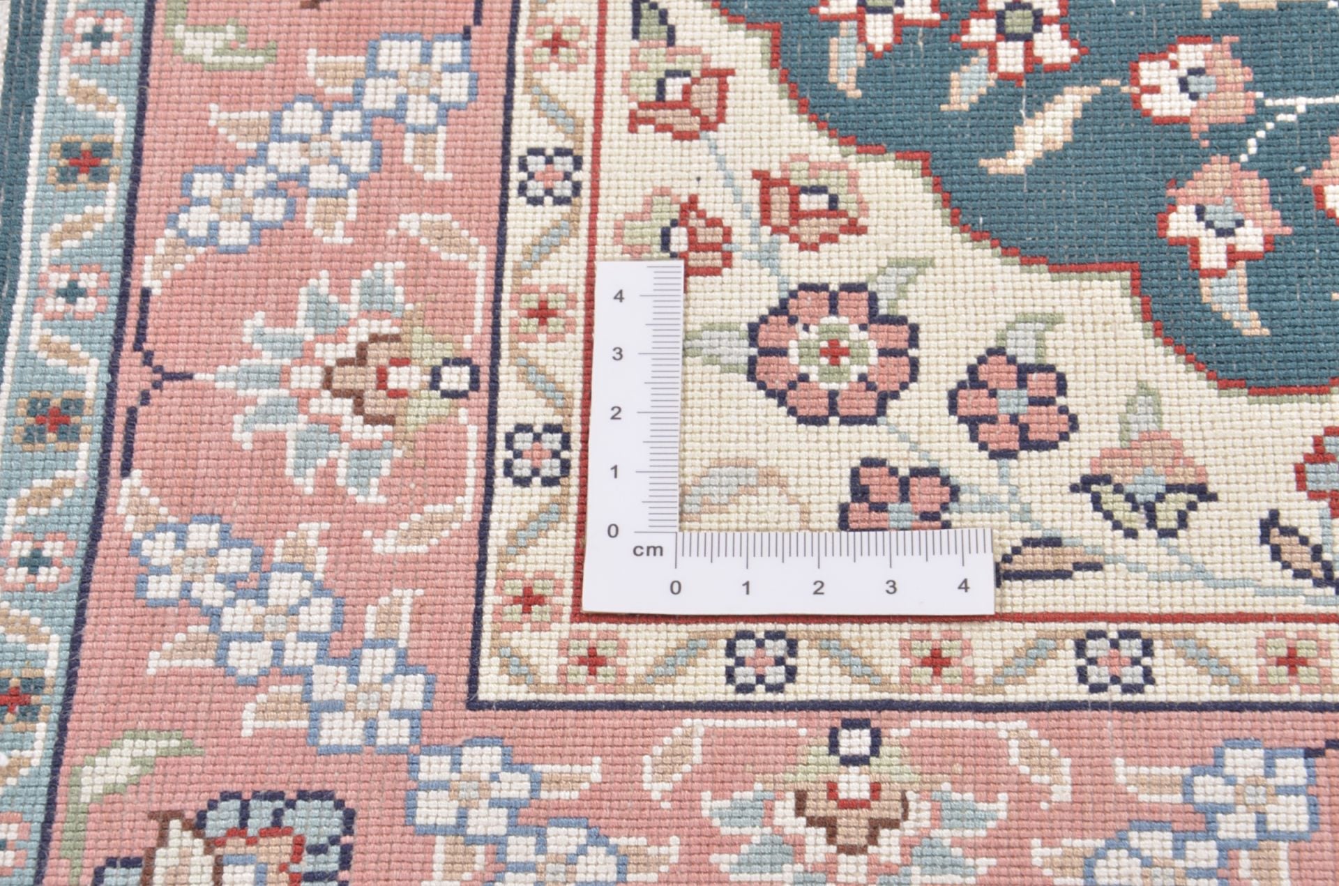 Hereke Oriental Rug 58 × 43 cm, silk, hand-knotted — view 3