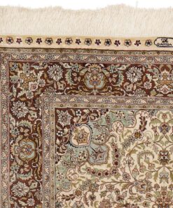 Hereke Oriental Rug 122 × 76 cm, silk, hand-knotted — view 5