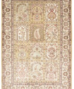 Hereke Oriental Rug 124 × 79 cm, silk, hand-knotted
