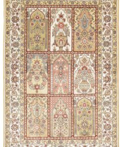 Hereke Oriental Rug 124 × 79 cm, silk, hand-knotted