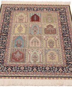 Hereke Oriental Rug 126 × 79 cm, silk, hand-knotted — view 2