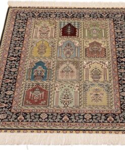 Hereke Oriental Rug 124 × 80 cm, silk, hand-knotted — view 2