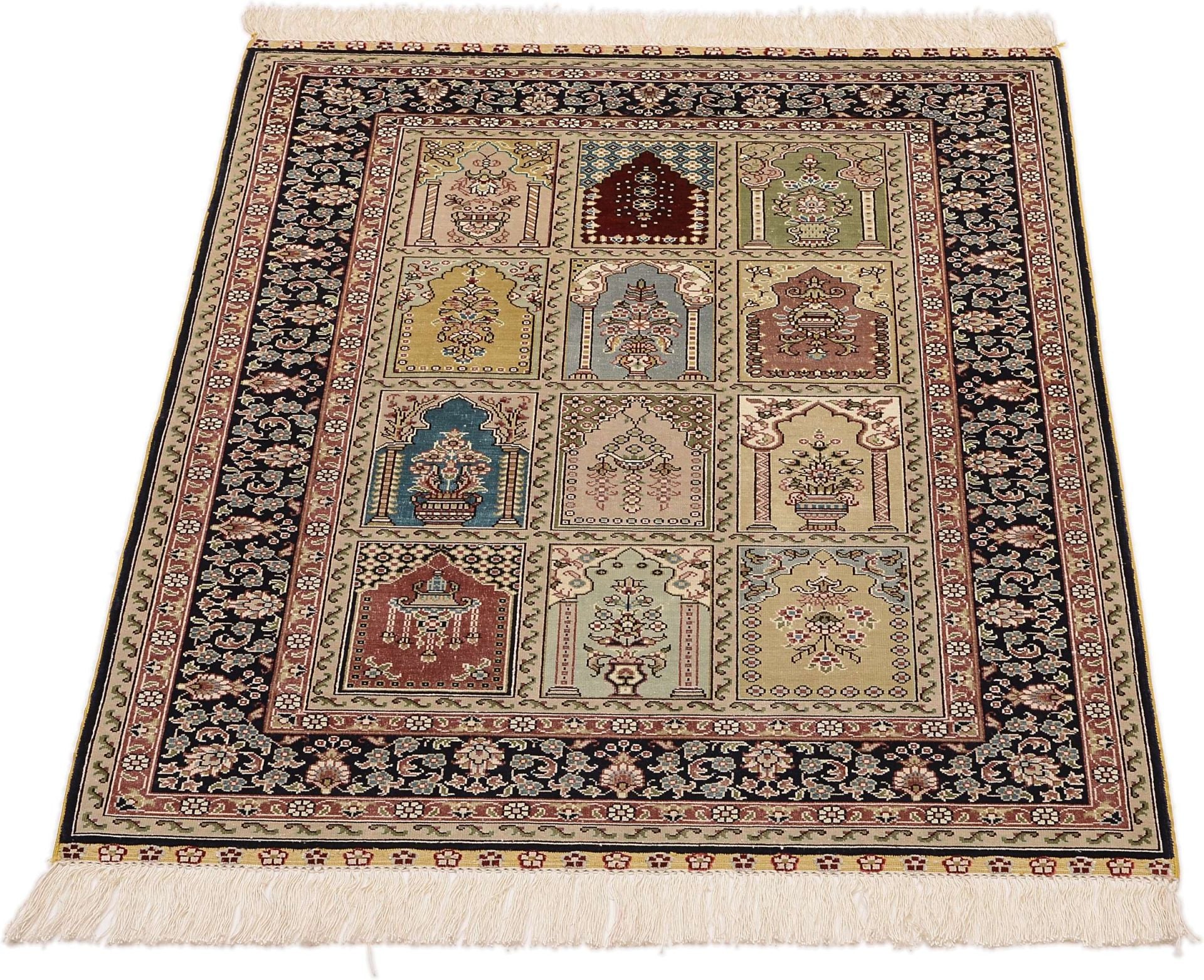 Hereke Oriental Rug 124 × 80 cm, silk, hand-knotted — view 2