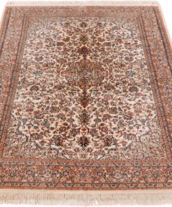 Oriental Rug 182 × 124 cm, silk, hand-knotted — view 2
