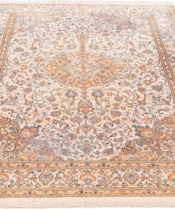 Oriental Rug 245 × 170 cm, silk, hand-knotted — view 4