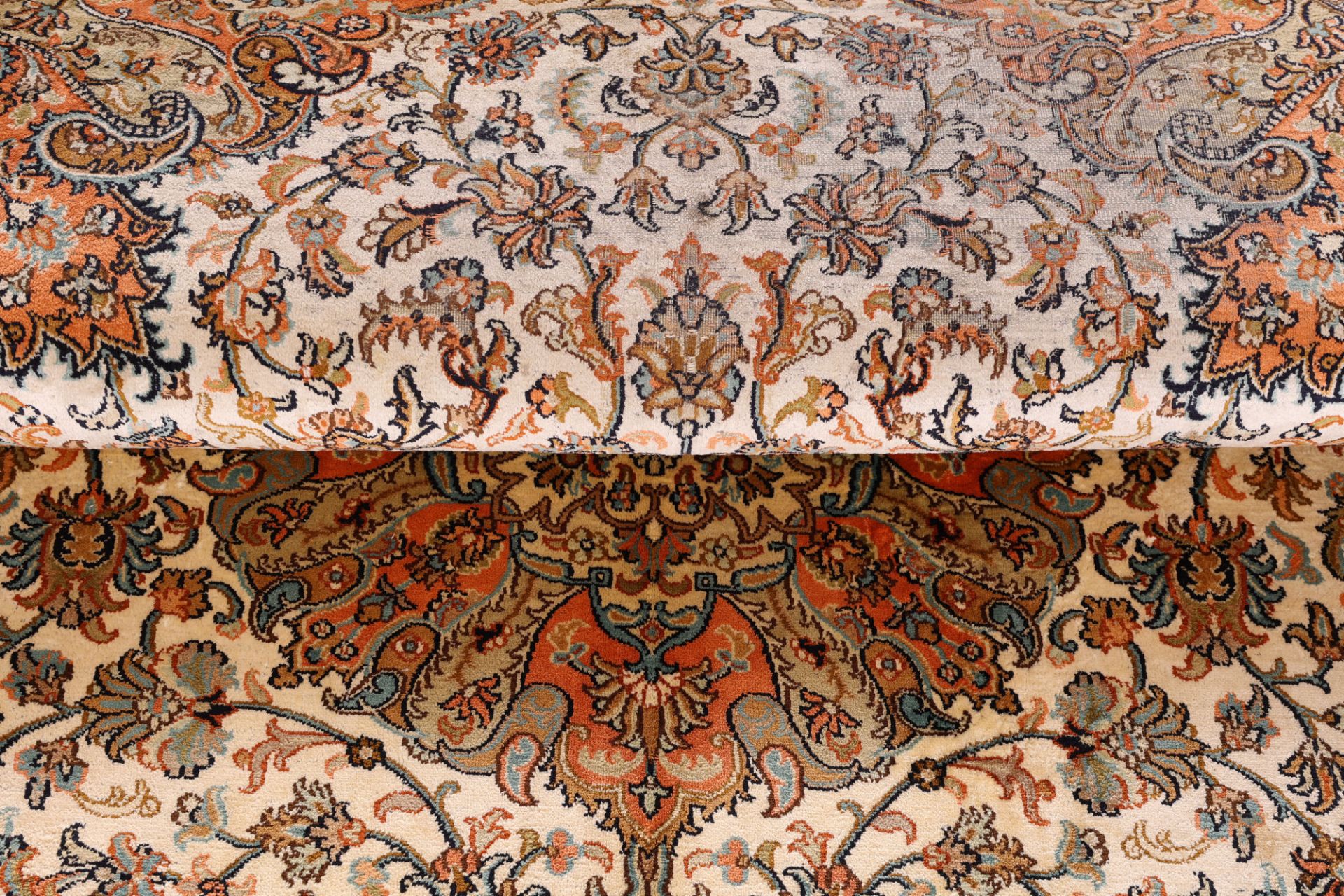 Oriental Rug 245 × 170 cm, silk, hand-knotted — view 8