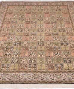 Oriental Rug 280 × 187 cm, silk, hand-knotted — view 2