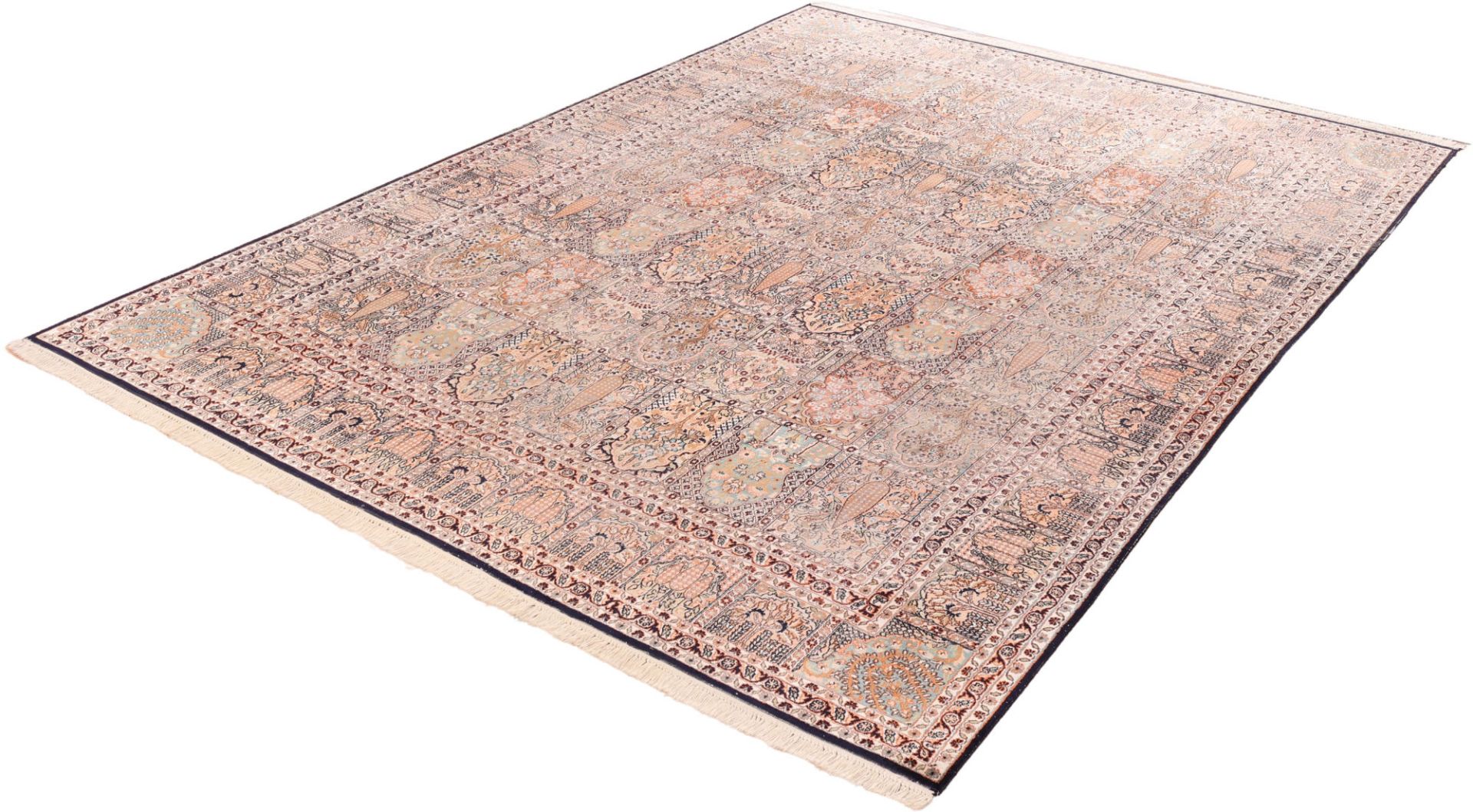 Oriental Rug 339 × 243 cm, silk, hand-knotted — view 5