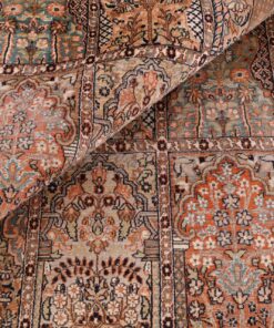 Oriental Rug 339 × 243 cm, silk, hand-knotted — view 8