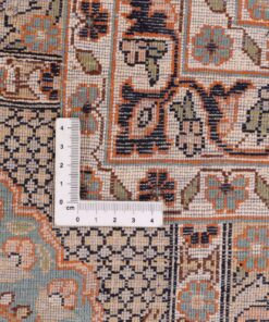 Oriental Rug 339 × 243 cm, silk, hand-knotted — view 9
