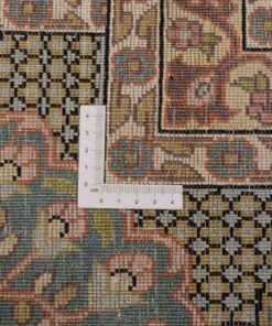 Oriental Rug 370 × 273 cm, silk, hand-knotted — view 3