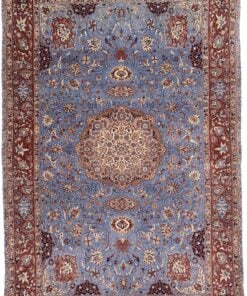 Isfahan Oriental Rug 332 × 210 cm, silk, hand-knotted