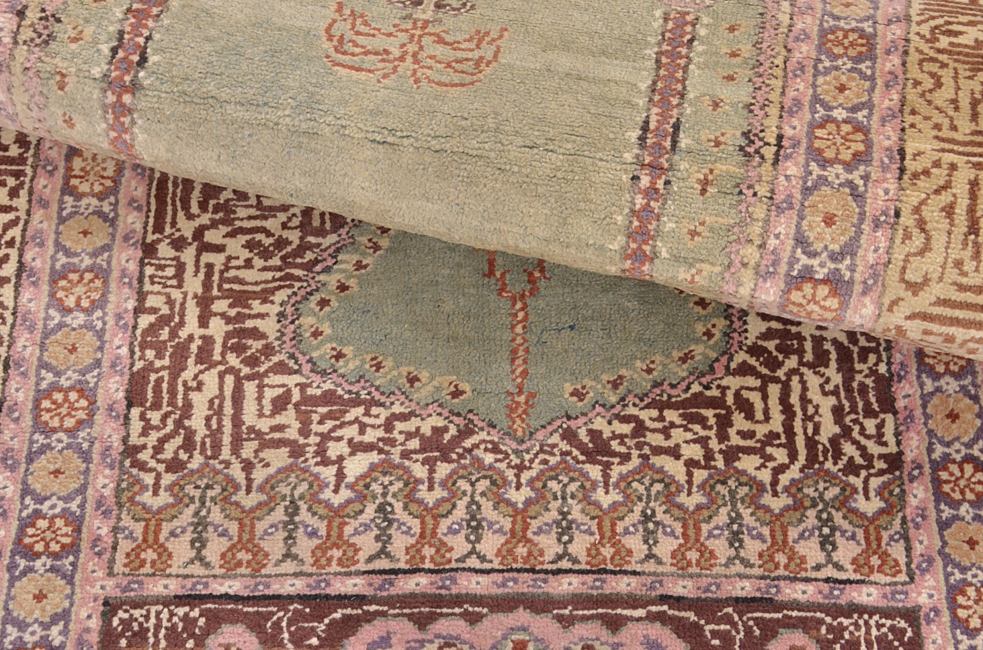 Oriental Rug 133 × 86 cm, silk, hand-knotted — view 5