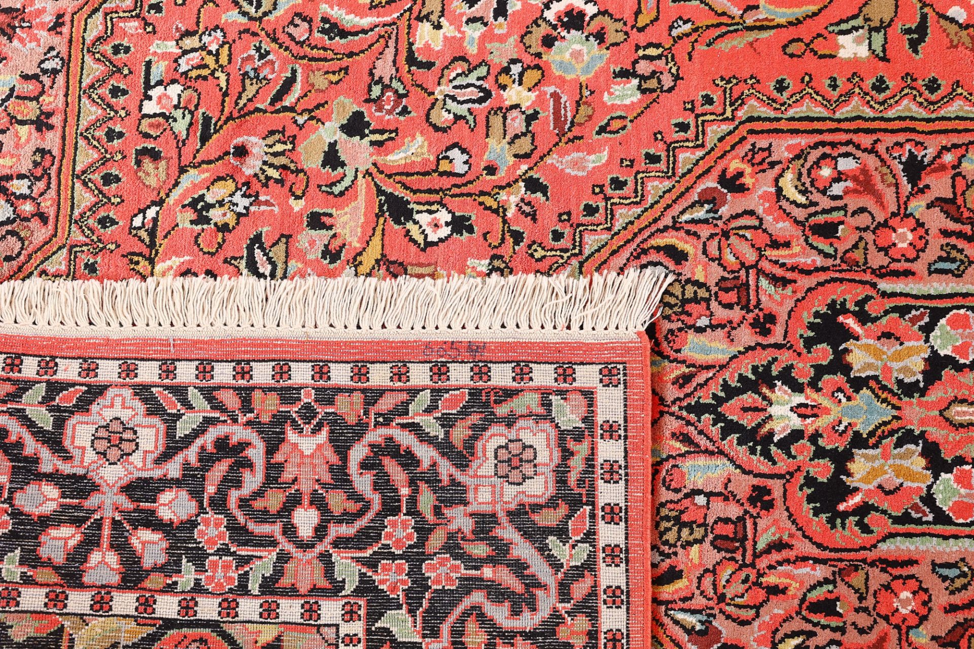 Kashmir Oriental Rug 245 × 153 cm, silk, hand-knotted — view 7