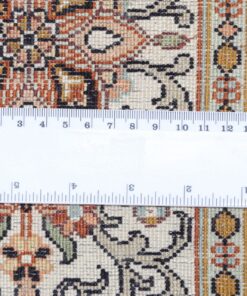 Kashmir Oriental Rug 248 × 165 cm, silk, hand-knotted — view 11