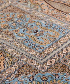 Kashmir Oriental Rug 248 × 173 cm, silk, hand-knotted — view 5