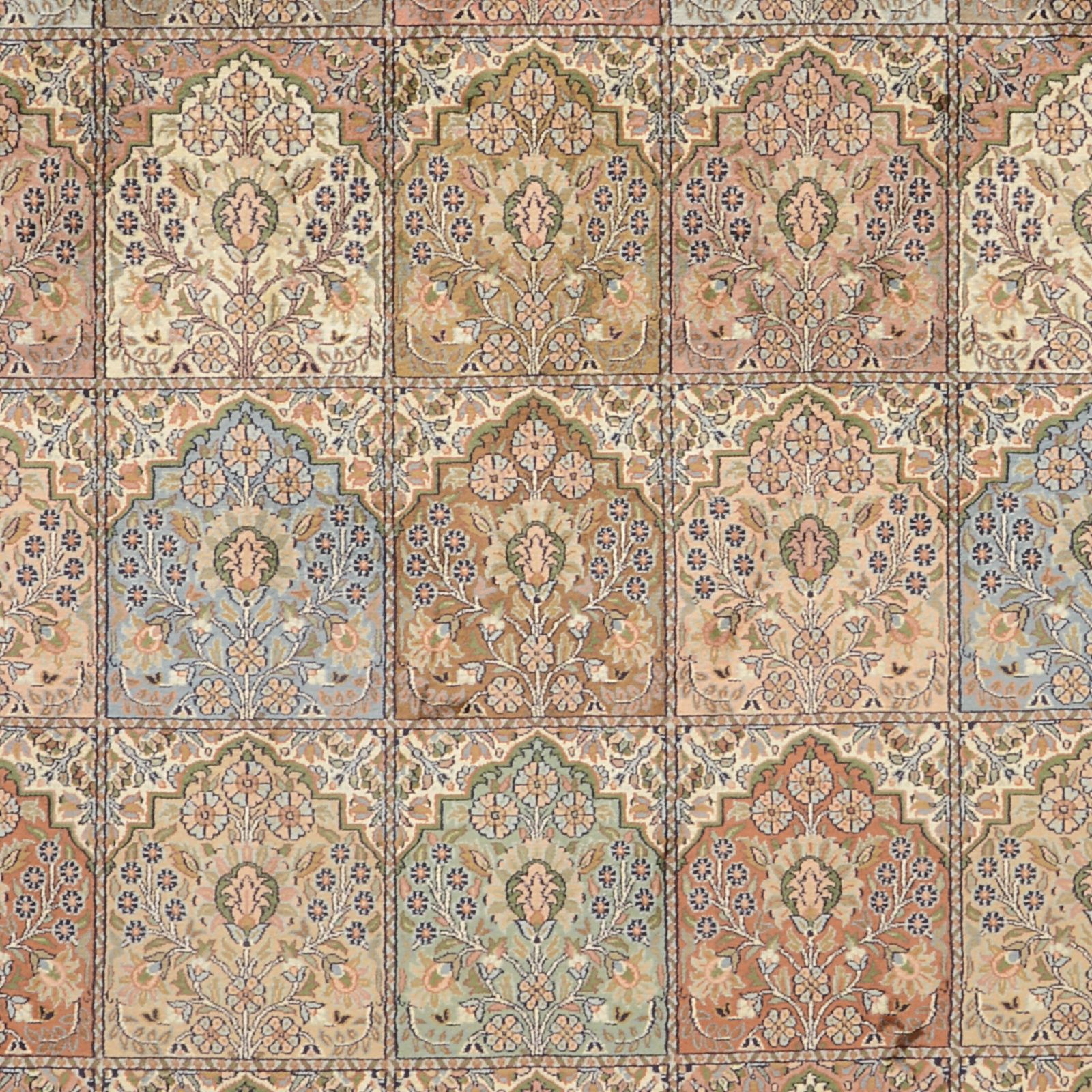 Kashmir Oriental Rug 278 × 190 cm, silk, hand-knotted — view 5