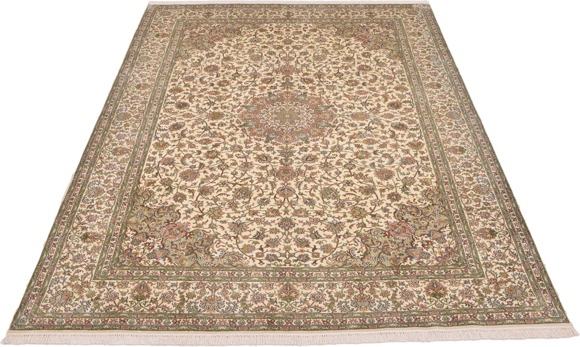 Kashmir Oriental Rug 313 × 217 cm, silk, hand-knotted — view 2