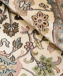 Kashmir Oriental Rug 330 × 228 cm, silk, hand-knotted — view 4