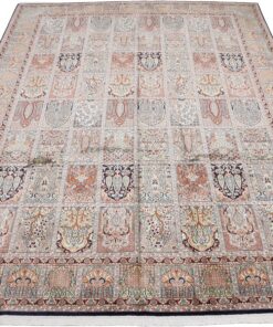 Kashmir Oriental Rug 336 × 240 cm, silk, hand-knotted — view 2
